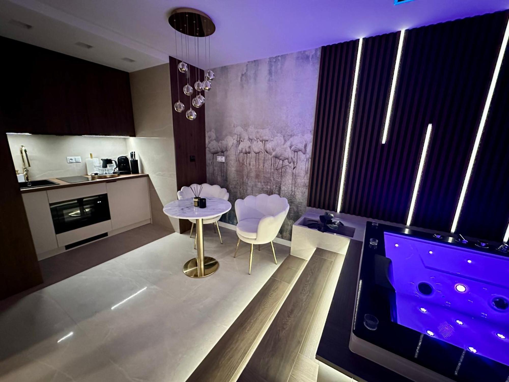 Masarska 8 Vip Apartamenty Jacuzzi Kraków Exteriör bild