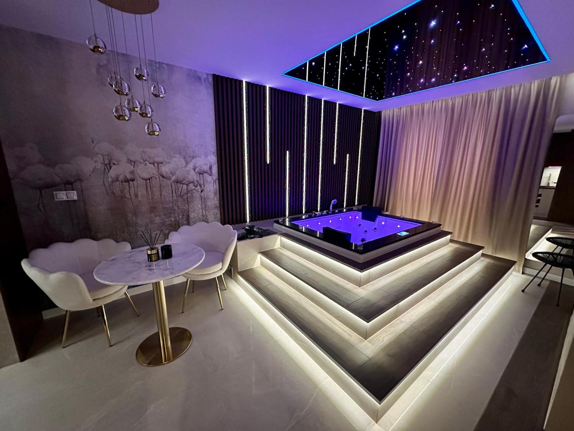 Masarska 8 Vip Apartamenty Jacuzzi Kraków Exteriör bild